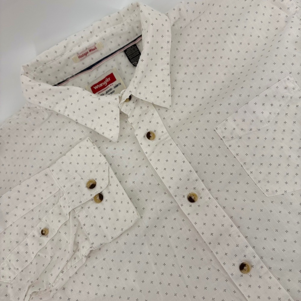 Wrangler Vintage Wash Mens 2XL White Geometric Print‎ Button Down Shirt